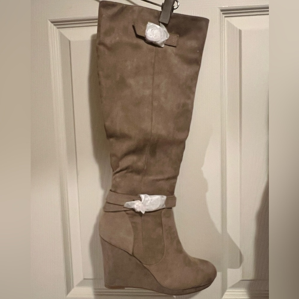 Wedge Boots